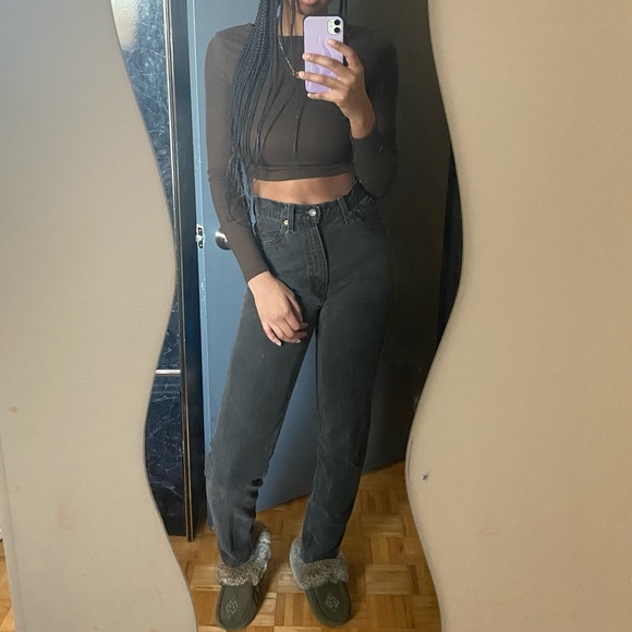 512 Levis - Picture 3 of 3